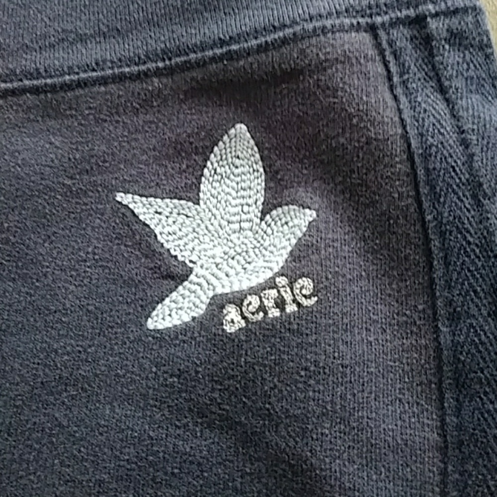 Shorts - Picture 2 of 5